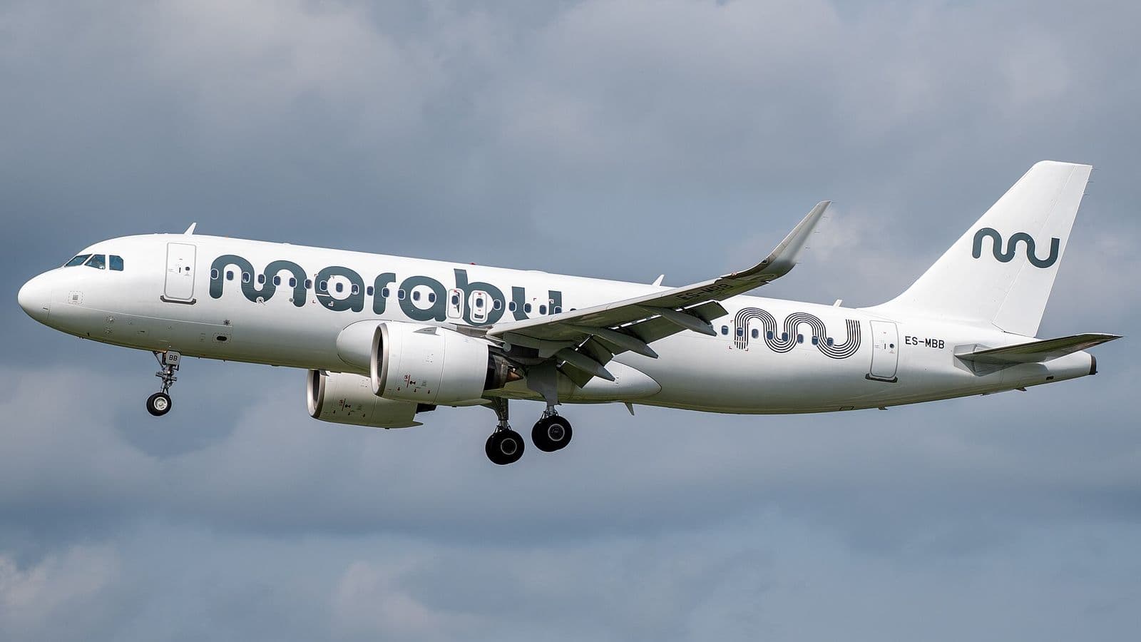 Marabu Airbus A320neo on approach